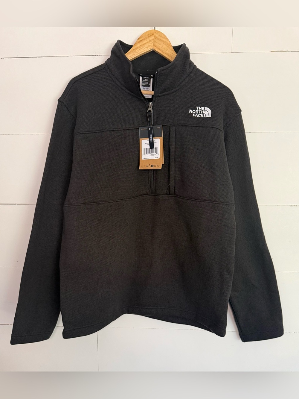 NWT The North Face Men’s Black Quarter‑Zip Fleece Pullover